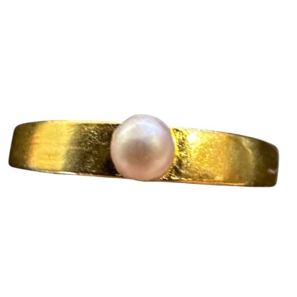 Size 6.75 Thin, Gold Tone Band with a Tiny Solitaire Simulated Pearl - Picture 1 of 6